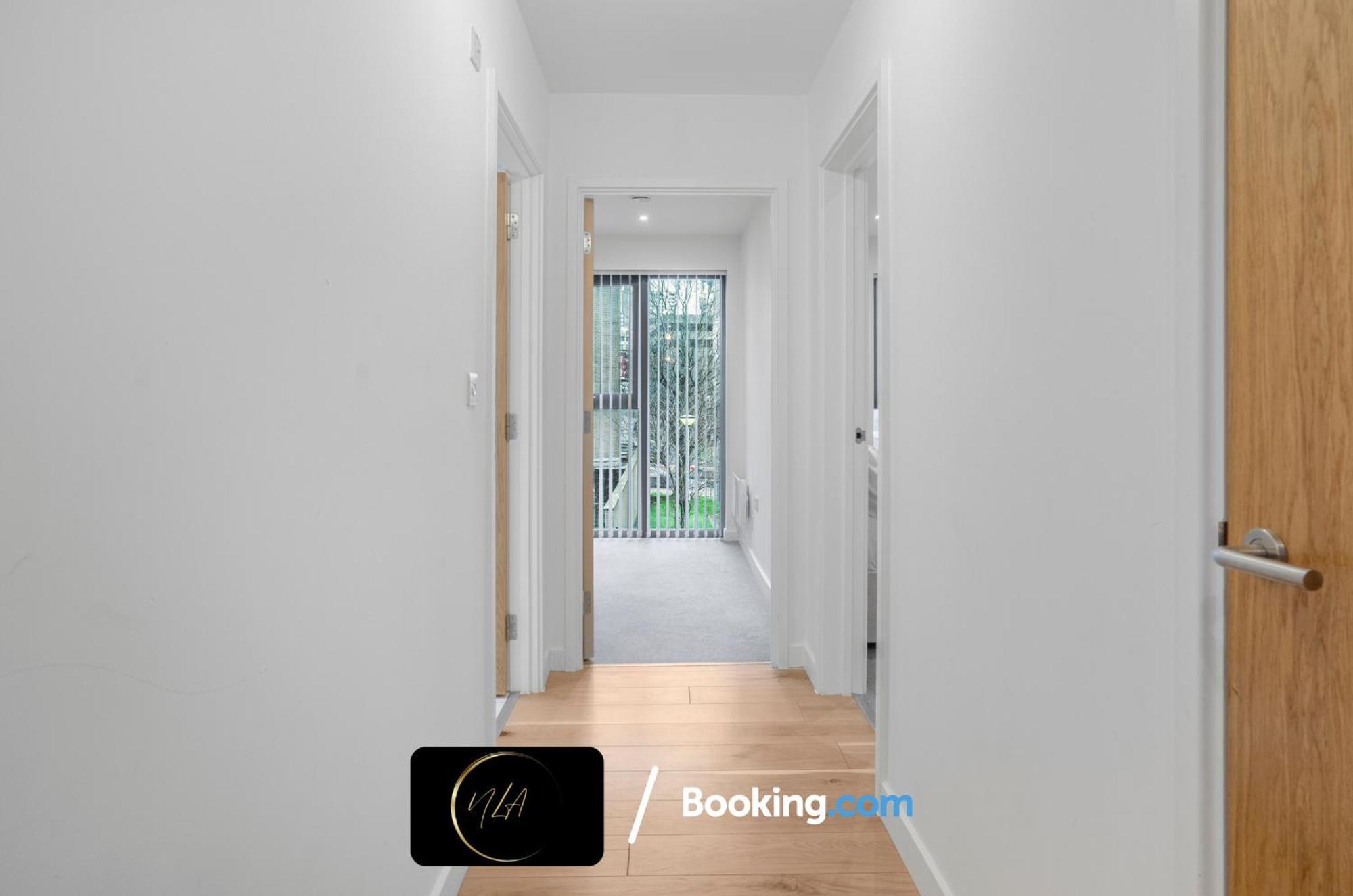 City Centre Apartment With Free Parking, 2 Bathrooms, Netflix And Wifi - Suitable For Contractors And Families - By Noor Luxury Accommodations Birmingham Eksteriør bilde