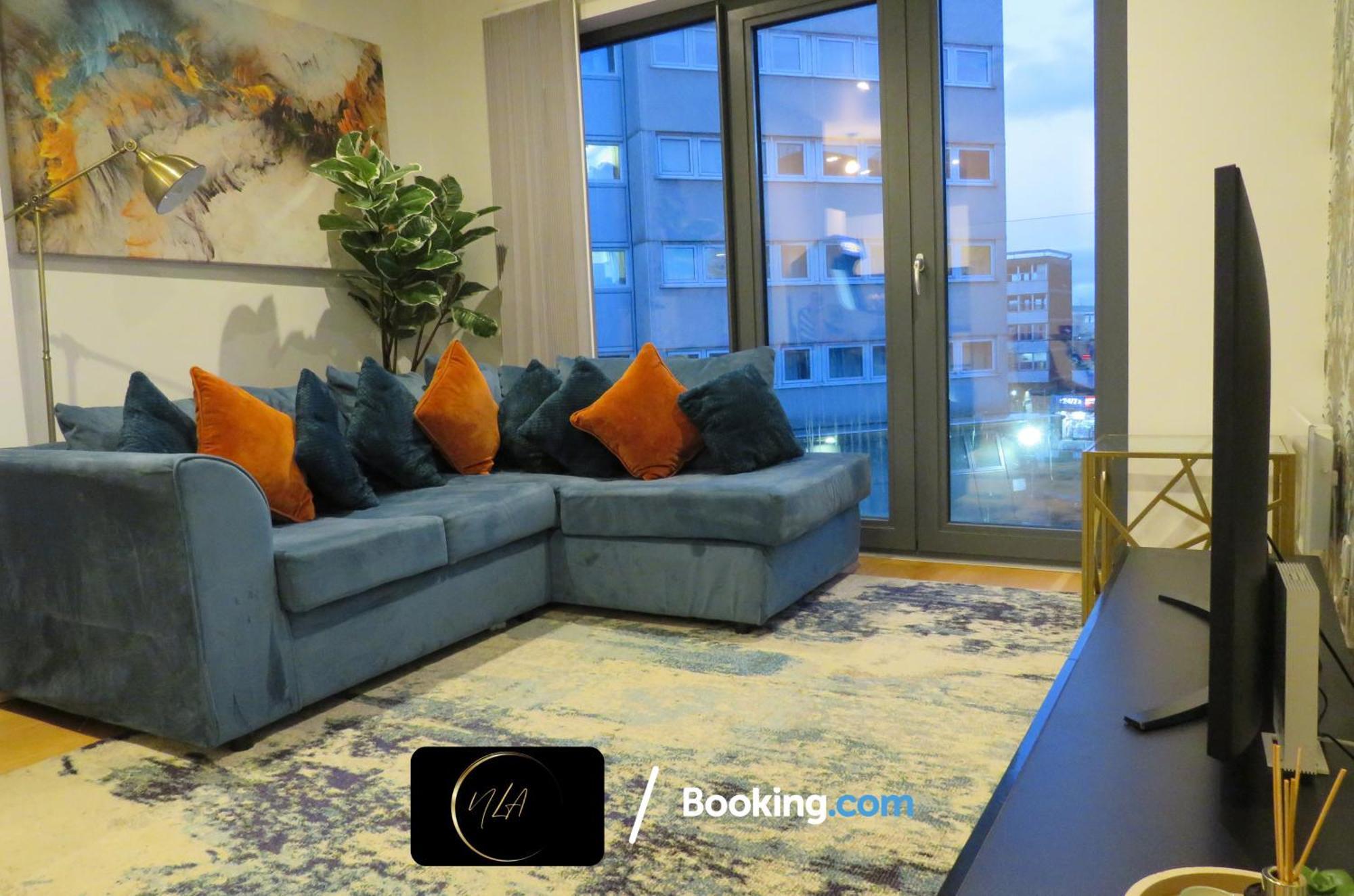 City Centre Apartment With Free Parking, 2 Bathrooms, Netflix And Wifi - Suitable For Contractors And Families - By Noor Luxury Accommodations Birmingham Eksteriør bilde