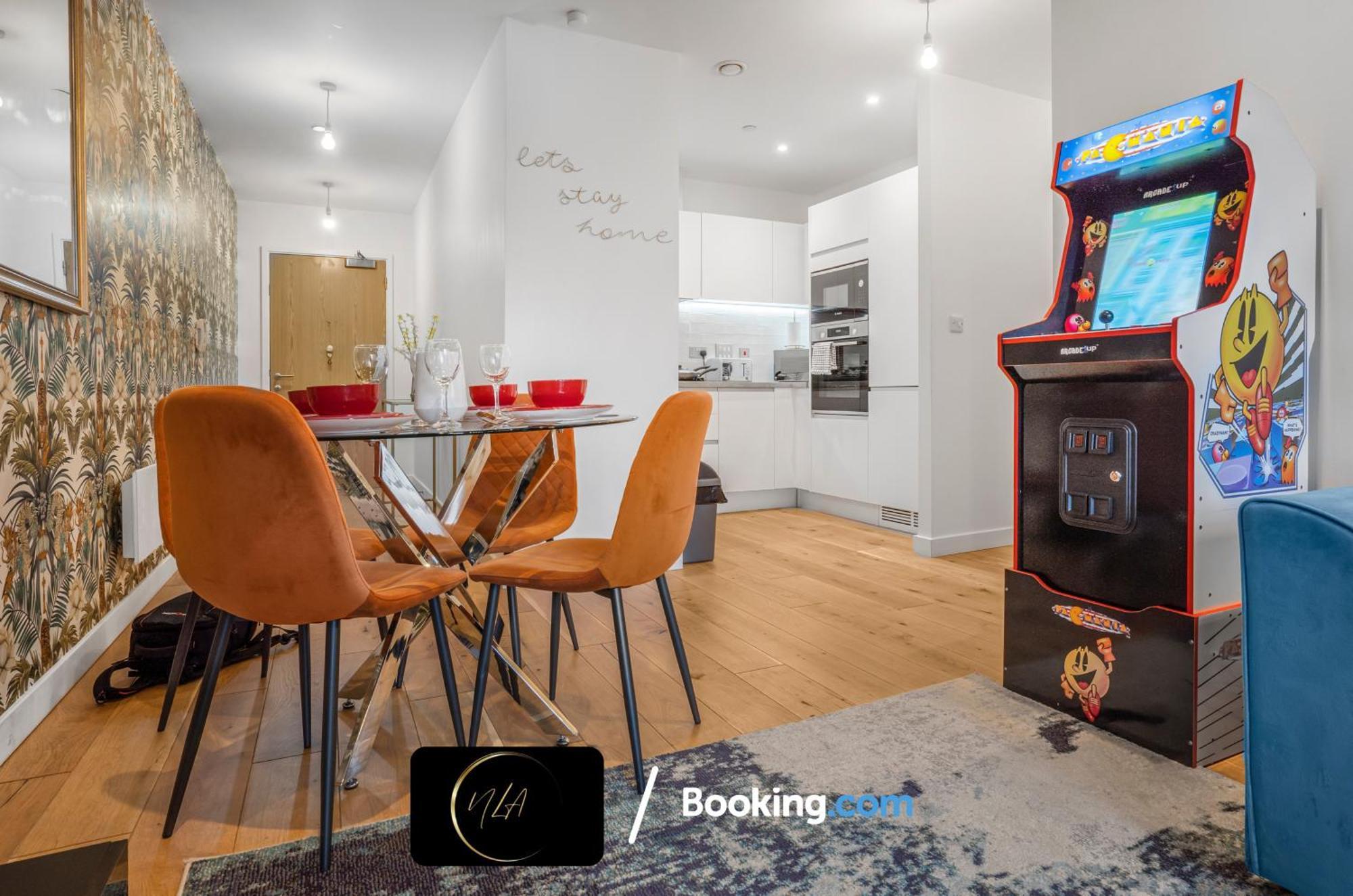 City Centre Apartment With Free Parking, 2 Bathrooms, Netflix And Wifi - Suitable For Contractors And Families - By Noor Luxury Accommodations Birmingham Eksteriør bilde