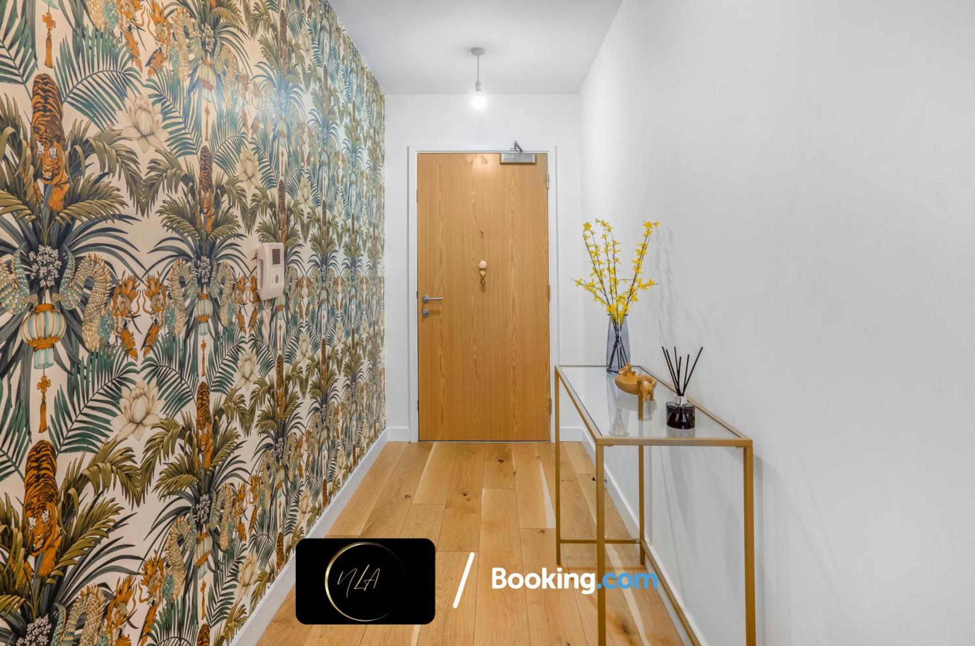 City Centre Apartment With Free Parking, 2 Bathrooms, Netflix And Wifi - Suitable For Contractors And Families - By Noor Luxury Accommodations Birmingham Eksteriør bilde