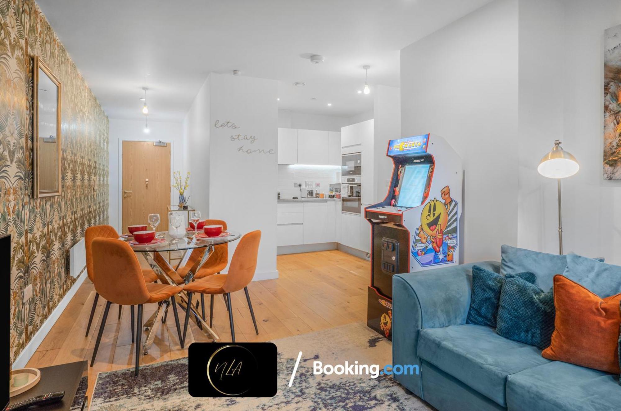 City Centre Apartment With Free Parking, 2 Bathrooms, Netflix And Wifi - Suitable For Contractors And Families - By Noor Luxury Accommodations Birmingham Eksteriør bilde
