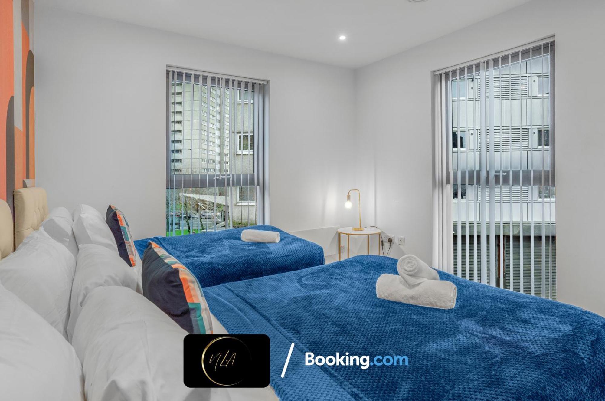 City Centre Apartment With Free Parking, 2 Bathrooms, Netflix And Wifi - Suitable For Contractors And Families - By Noor Luxury Accommodations Birmingham Eksteriør bilde